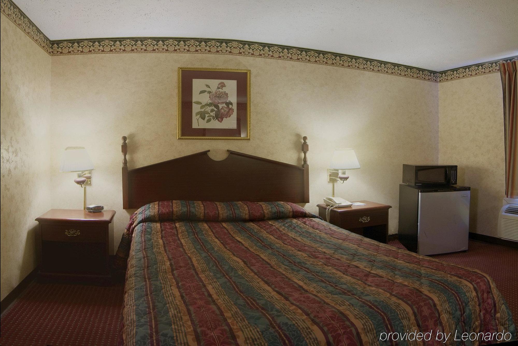 Americas Best Value Inn & Suites Mt. Pleasant Mount Pleasant Номер фото